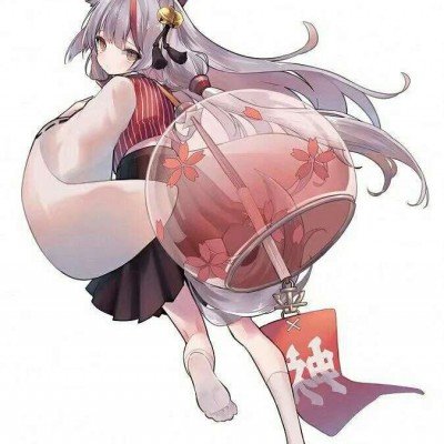 女孩太想念外公外婆睡墓碑旁不愿走